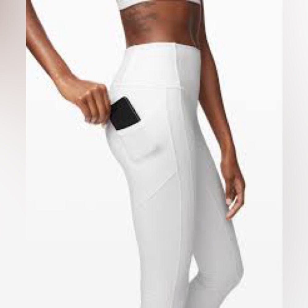 🍋 Lululemon All The Right Places Crop II *23" White (GUC) 🍋